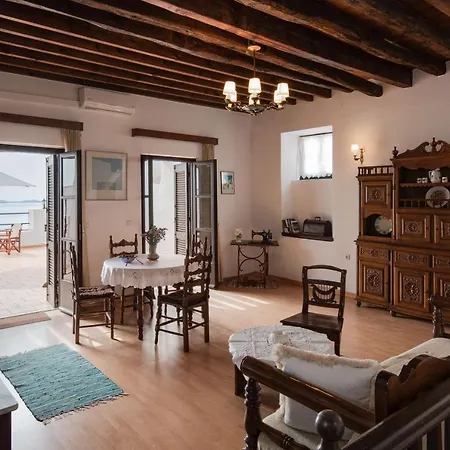Castle Memories מלון דירות Naxos City